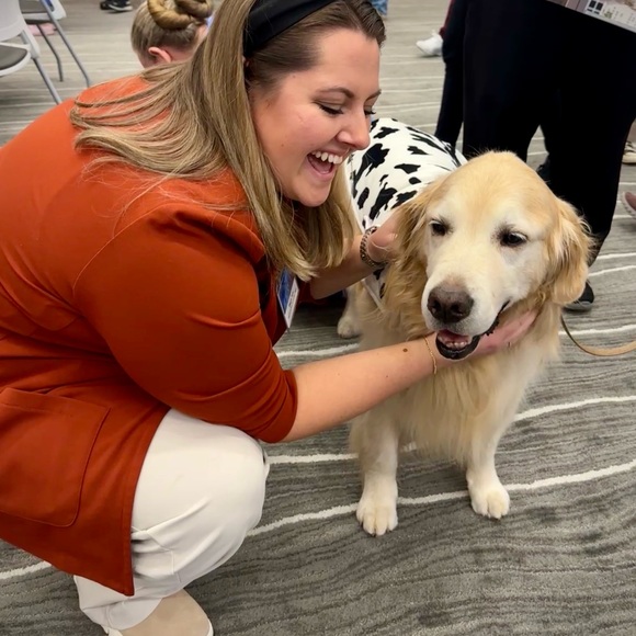 Meet your Posher, Maggie - Picture 5 of 5